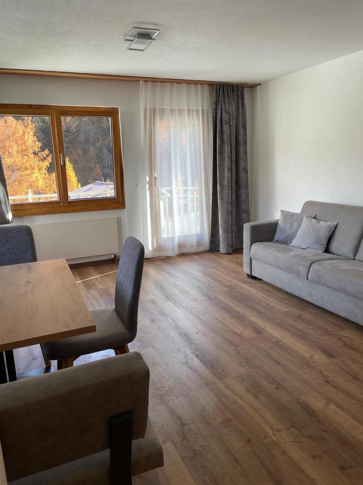 Chasa Ravaischa Apartment Самнаун Екстериор снимка